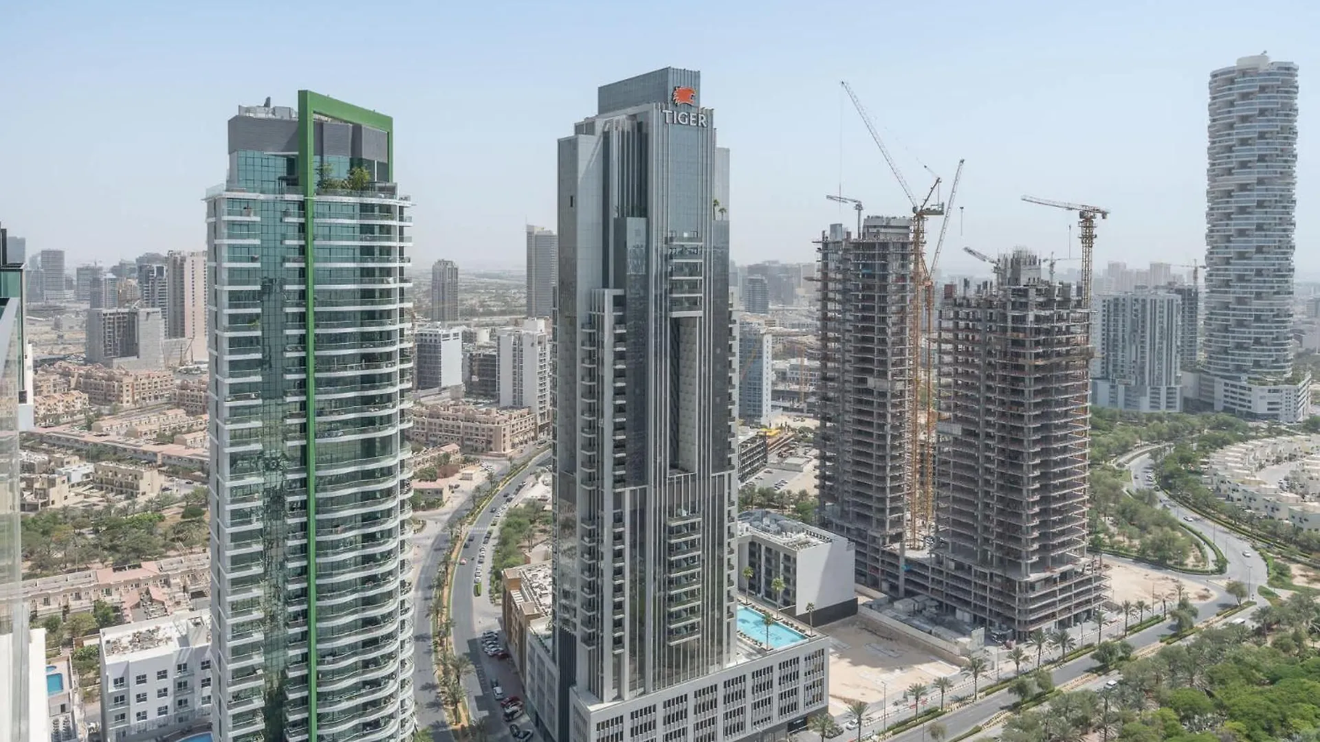 Chic Studio In Jvc Sleeps 2 With Balcony And Pool Dubai Apartment